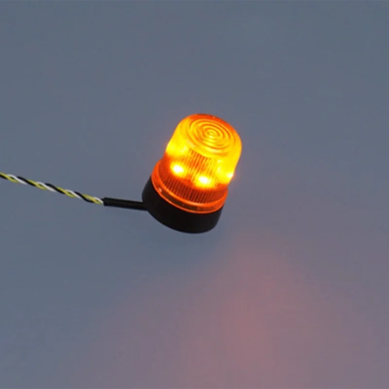 2 pezzi LED rotante luce ingegneria illuminazione per 1/14 Tamiya RC camion SCANIA 770S R620 Volvo BENZ MAN Car