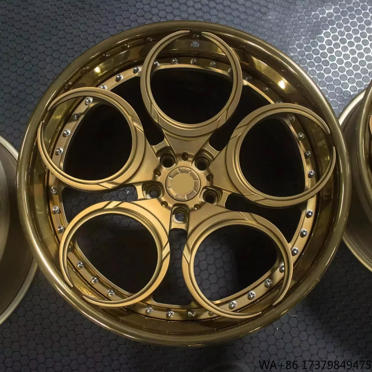 

Custom 2-Piece Forged Chrome Wheel 5x114.3 5X120 6X139.7 20 21 24 Inch Car Rim for C8 BMW Huracan Uruspor Porsche