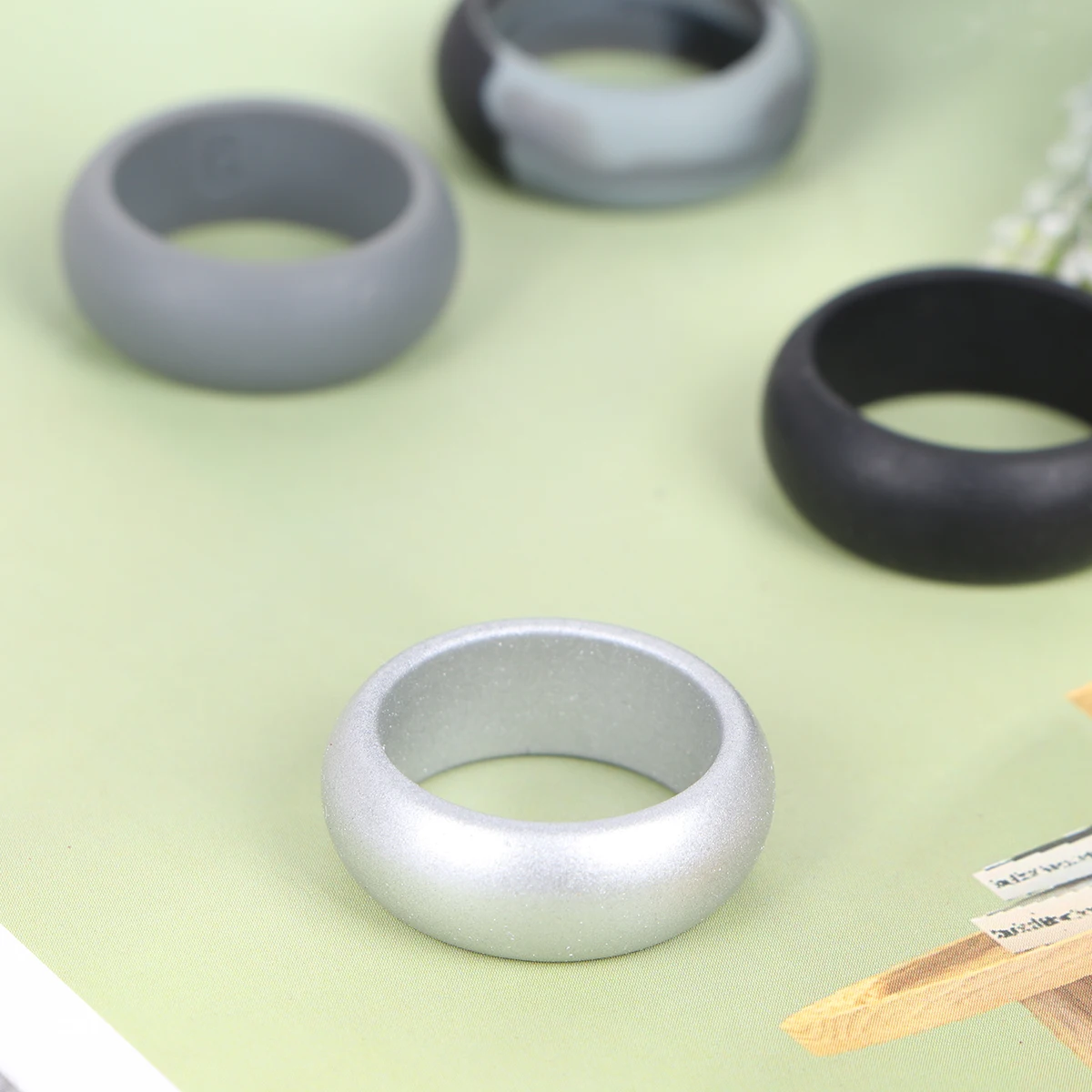 

4 PCS Silicone Ring Flexible Rings Wedding Bands European for Sports