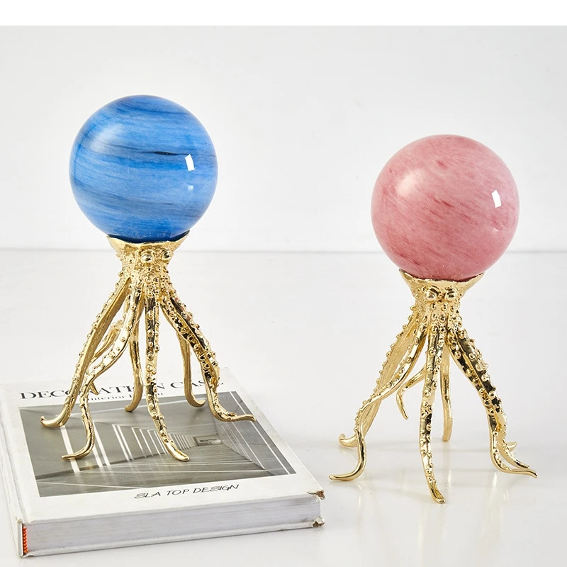 

Metal Handicraft Octopus Crystal Ball Abstract Animal Sculpture Gold Squid Decorative Figurines Home Decor