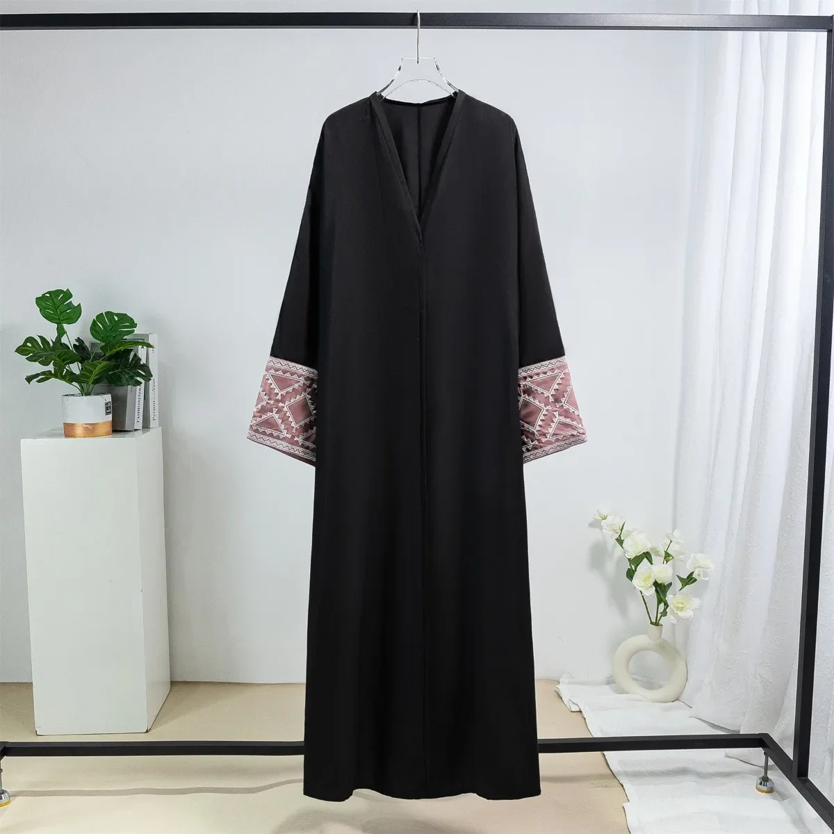 Long Sleeve Loose Embroidery Open Front Abaya Muslim Kaftans Maxi Length Ramadan Prayer Dresses Islamic Clothing Muslim Jilbabs