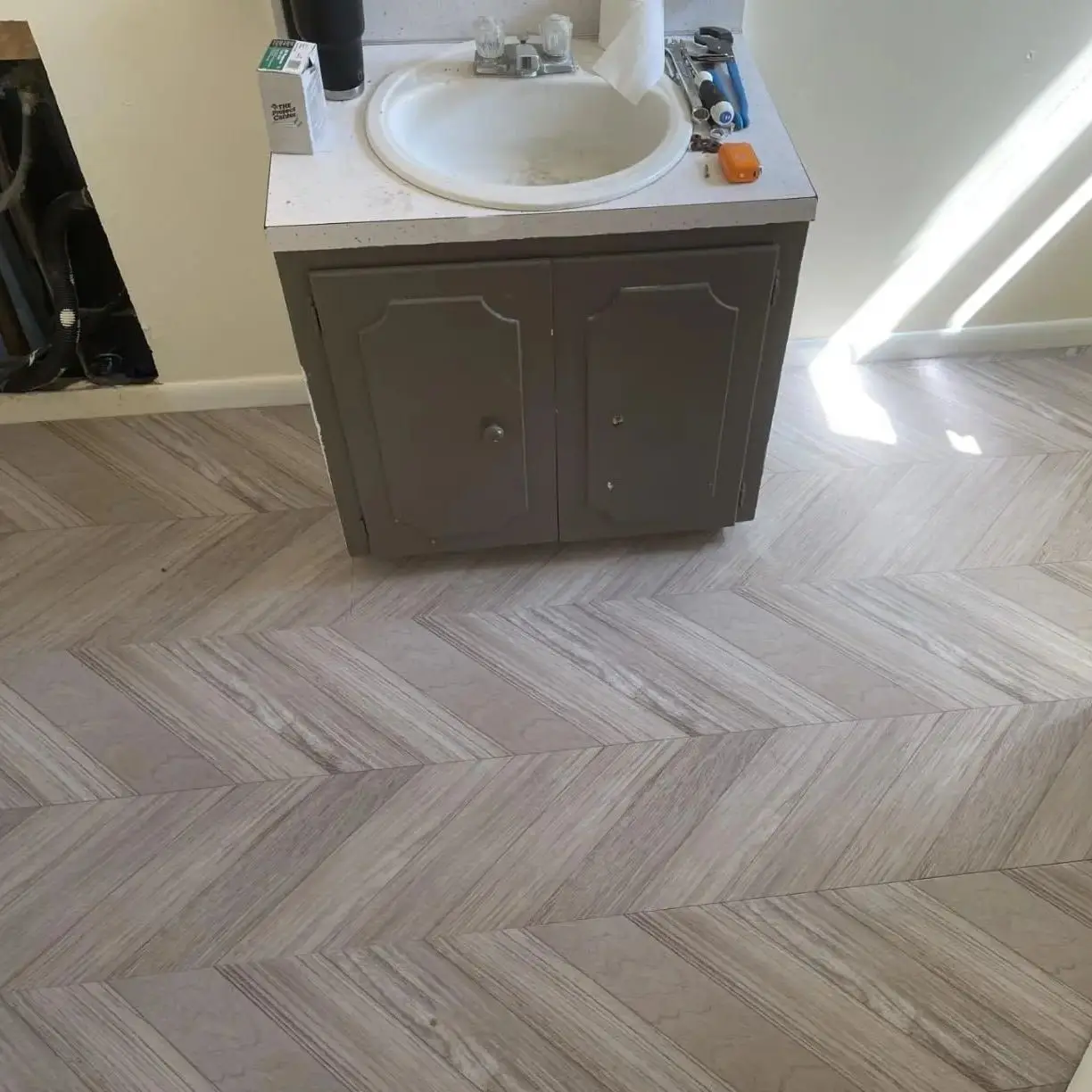 Wood Grain Floor Stickers, 60cm Modern Style Thickened Self-adhesive Waterproof, Living Room Bathroom Kitchen Household Stickers