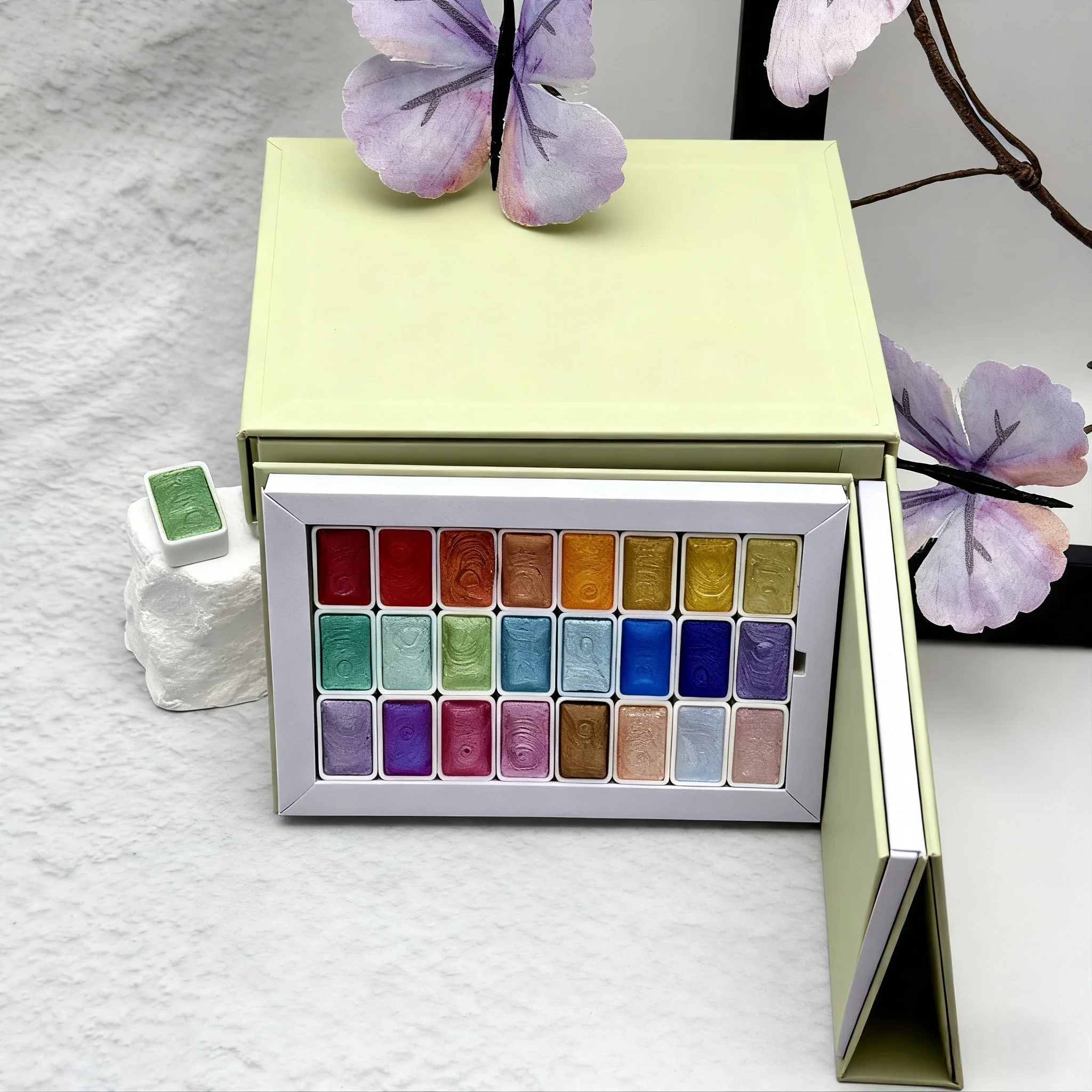 24 Kolory Stałe Farby Akwarelowe Brokatowe Farby Akwarelowe 2,6 ml Duża Pojemność Odpowiednie do Profesjonalnego Malowania Akwarelami