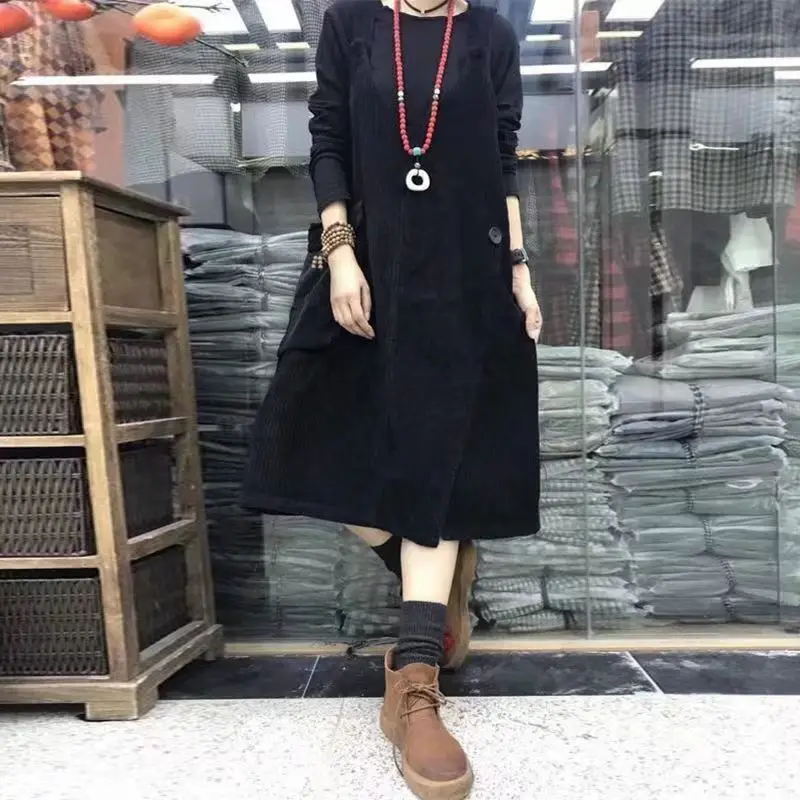 Autumn Winter Loose Retro plus Size Women's Thin Corduroy Halter Dress Meat Concealing Slimming Age Reducing Trendy Skirt
