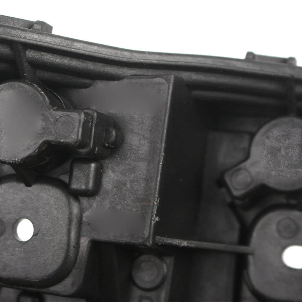 

2009-2013 Задний фонарь Задняя печатная плата Обслуживание автомобиля 12 В Напряжение ABS Материал Металлические компоненты Практическое использование