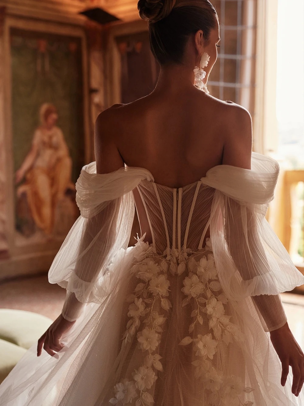 Charmante glitter 3D-bloem A-lijn lange trouwjurk Sierlijke off-shoulder bruidsjurk Aangepaste rugloze jurken voor de bruid