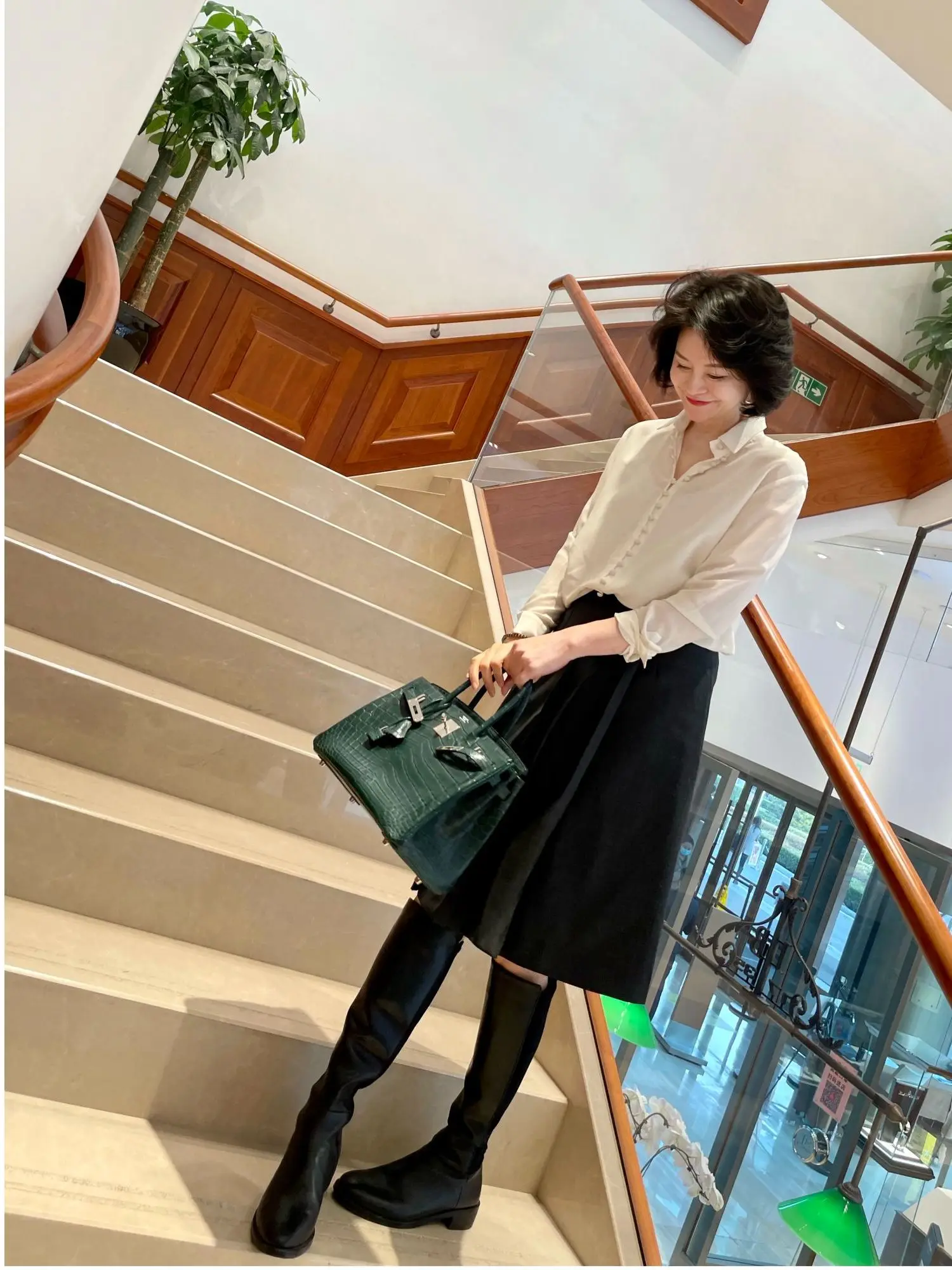 

Tang Jing Silk irt 8MM6A ade Silk Double Gauze Court Sle Commute irt Long Sve Pure Color Button Closure