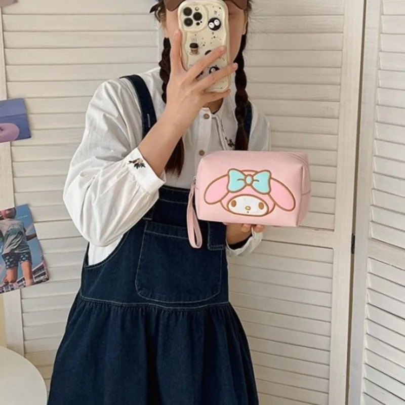 New Hello Kitty Embroidered Handheld Zipper Makeup Bag, Toilet Bag, Office Commuter Storage Bag, Cute Melody Kuromi Gifts