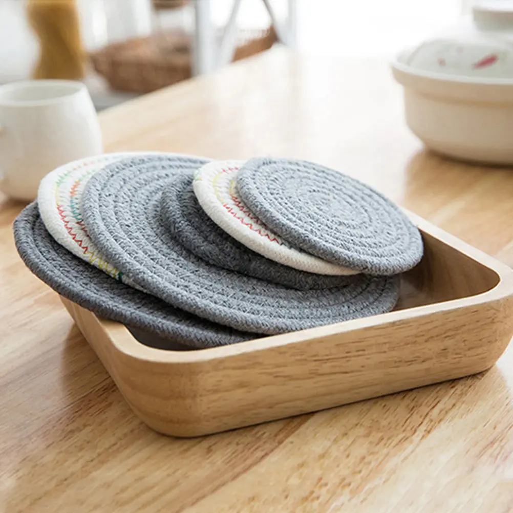 4Pcs Round Woven Braided Placemats Cotton Linen Table Protectors Elegant Roll Up Dish Coasters for Dining Table Birthday