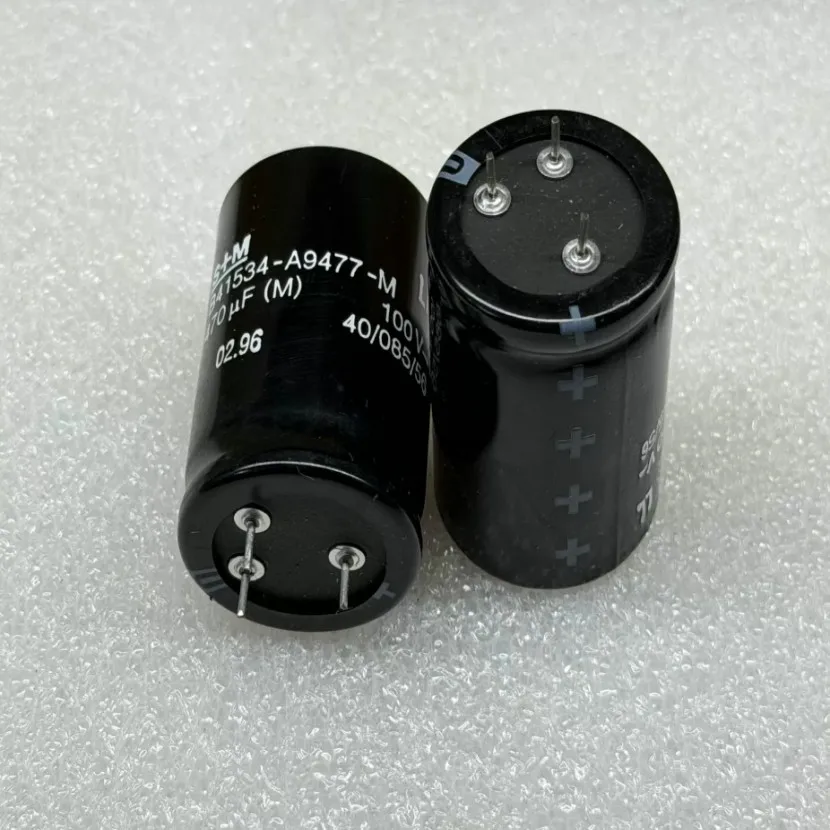 S+M 100V 470UF B41534-A9477-M Three-terminal electrolytic capacitor. Size: 25*40mm. Brand new.