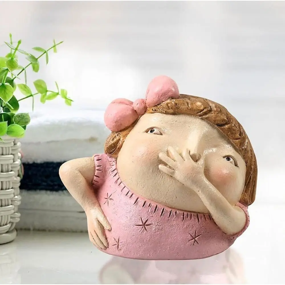 6 inches Boys Girls Pinching Nose Statue Funny Resin Crafts Vulgar Figurine Cute High-Quality Bathroom Tabletop Decoration