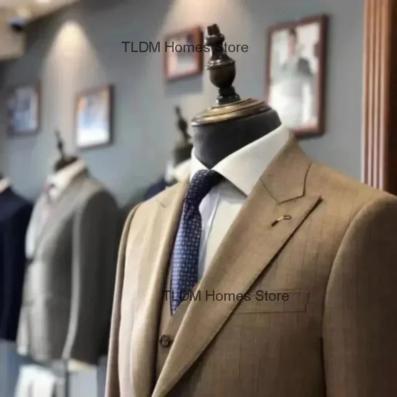 High-end loja de roupas terno manequim masculino braço de madeira manequins adereços busto exibição janela modelo corpo suporte ajustável