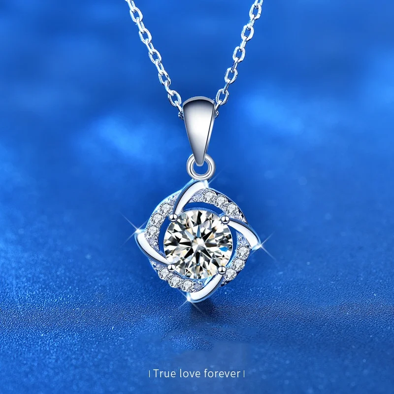 

KNRIQUEN Moissanite Pendant Necklace D Color 925 Sterling Silver 18K White Gold Plated Diamond Test Passed Whit GRA Certificate