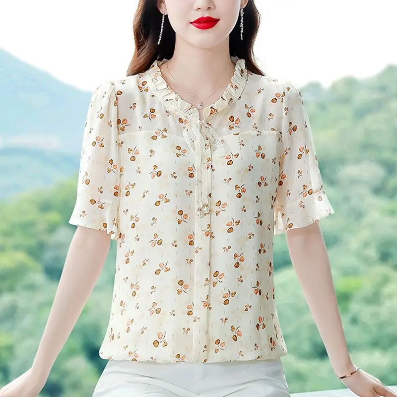 

Summer New Women's Loose Base Fashionable and Versatile Top Short-sleeved Floral Chiffon Shirt