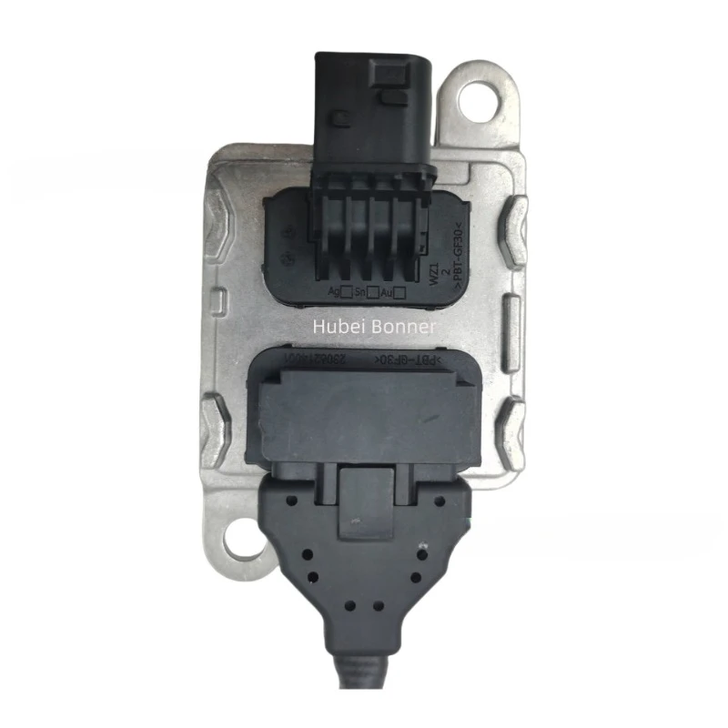 OEM NOx sensor for Mercedes-Benz Detroit DD13, DD15/16, Freightliner Cascadia A0101532228 ...