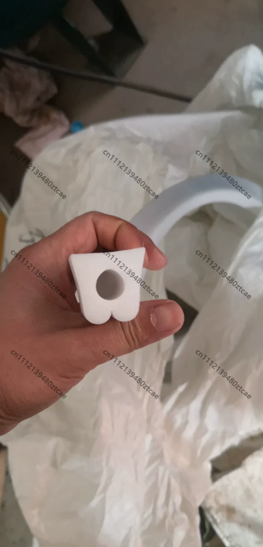 Nylon Slide Block Rubber Seal Strip Replacement Spare Part For Waste Compression Sanitation Truck Equipment Repair Accessory