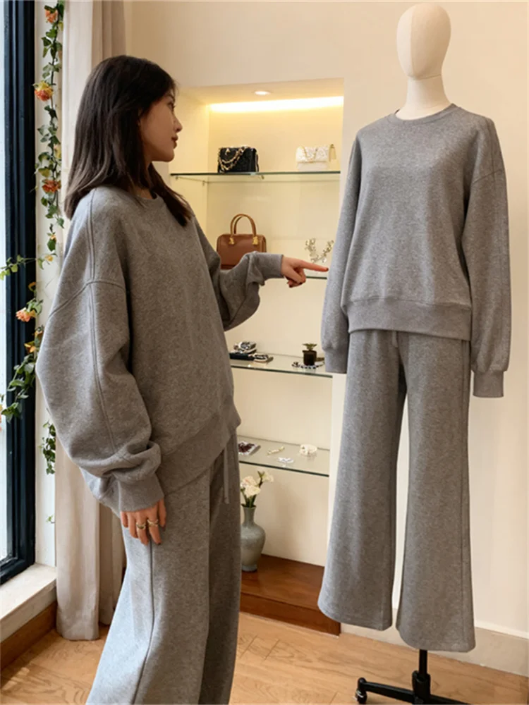 

Ladies Knitted Loose Fit Two-Piece Set Autumn Faion Wide Leg Pants And Sweatirt Comfortable Casual Outfit Korean Sle