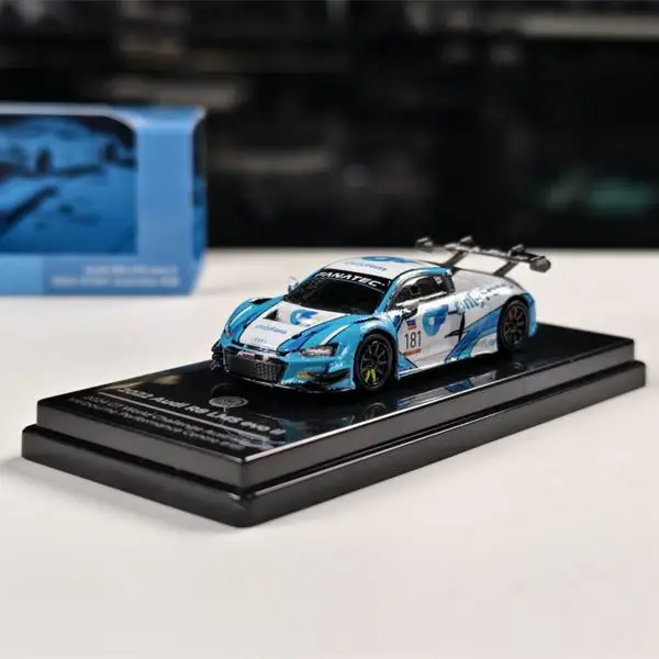 PARA 1:64  R8 LMS 2024 Diecast Model Car Kids Toys Gift