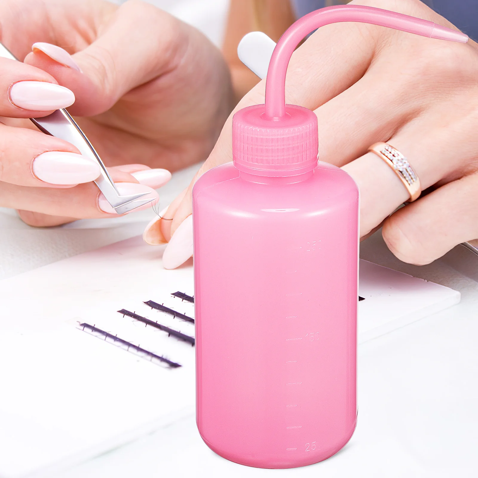 

2Pcs Eyelash Cleaning Bottles Plastic Squeeze Bottles Lash Water Bottle Squeezer for Washing Tattoo Watering 250Ml