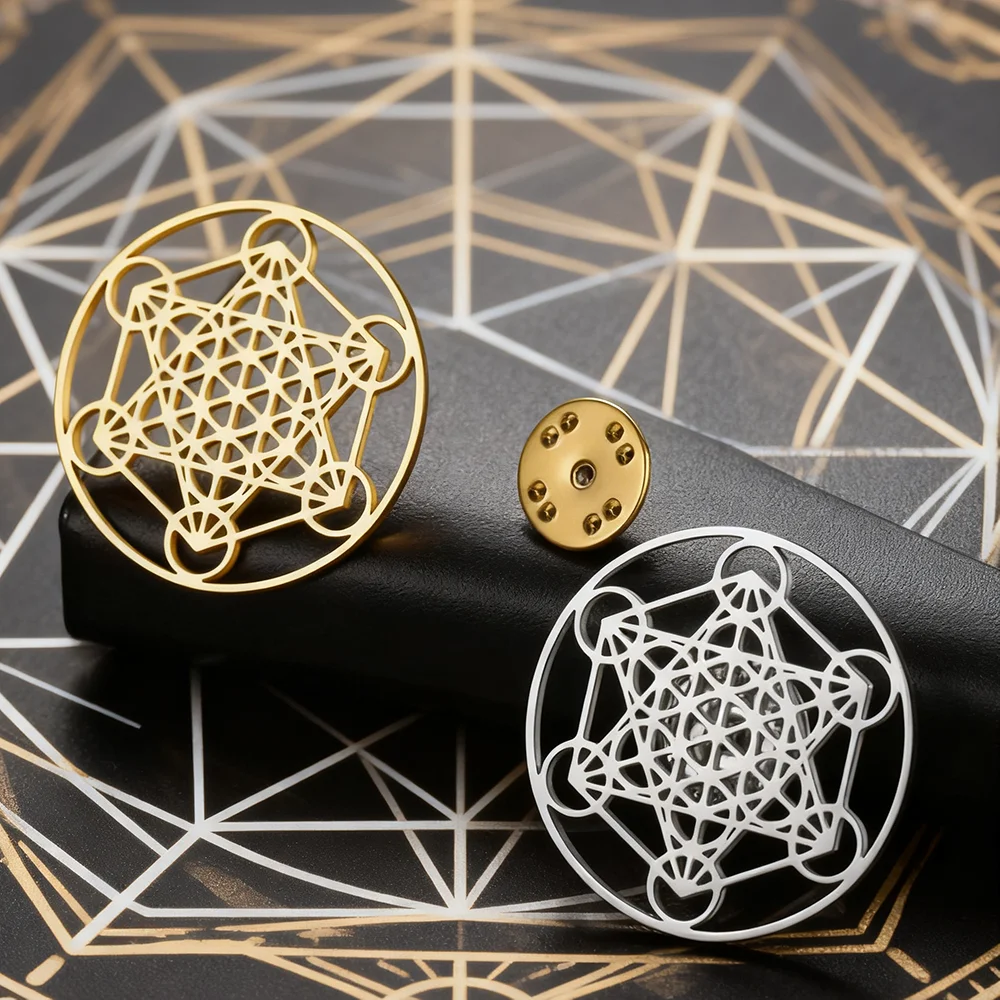 Cazador Amulett Erzengel Metatron Würfel Anstecknadeln für Damen und Herren, Edelstahl-Schmuck, Anzugkragen-Abzeichen, Rucksack-Metallbrosche