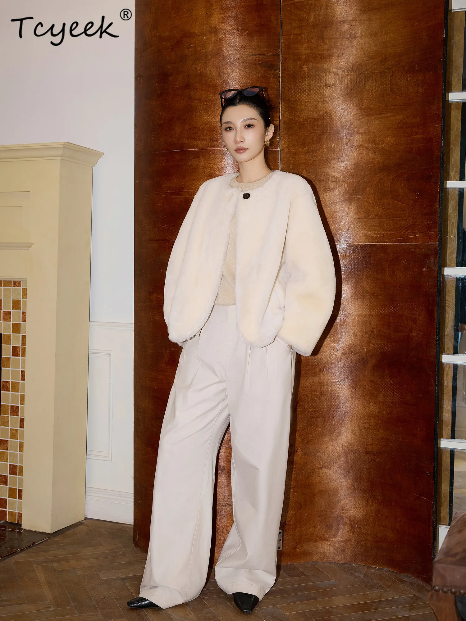 Tcyeek Autumn Winter High End Round Neck Fur One-piece Loose Fit Casual Medium Length Women's Wool Fur Coat Fourrures Femme