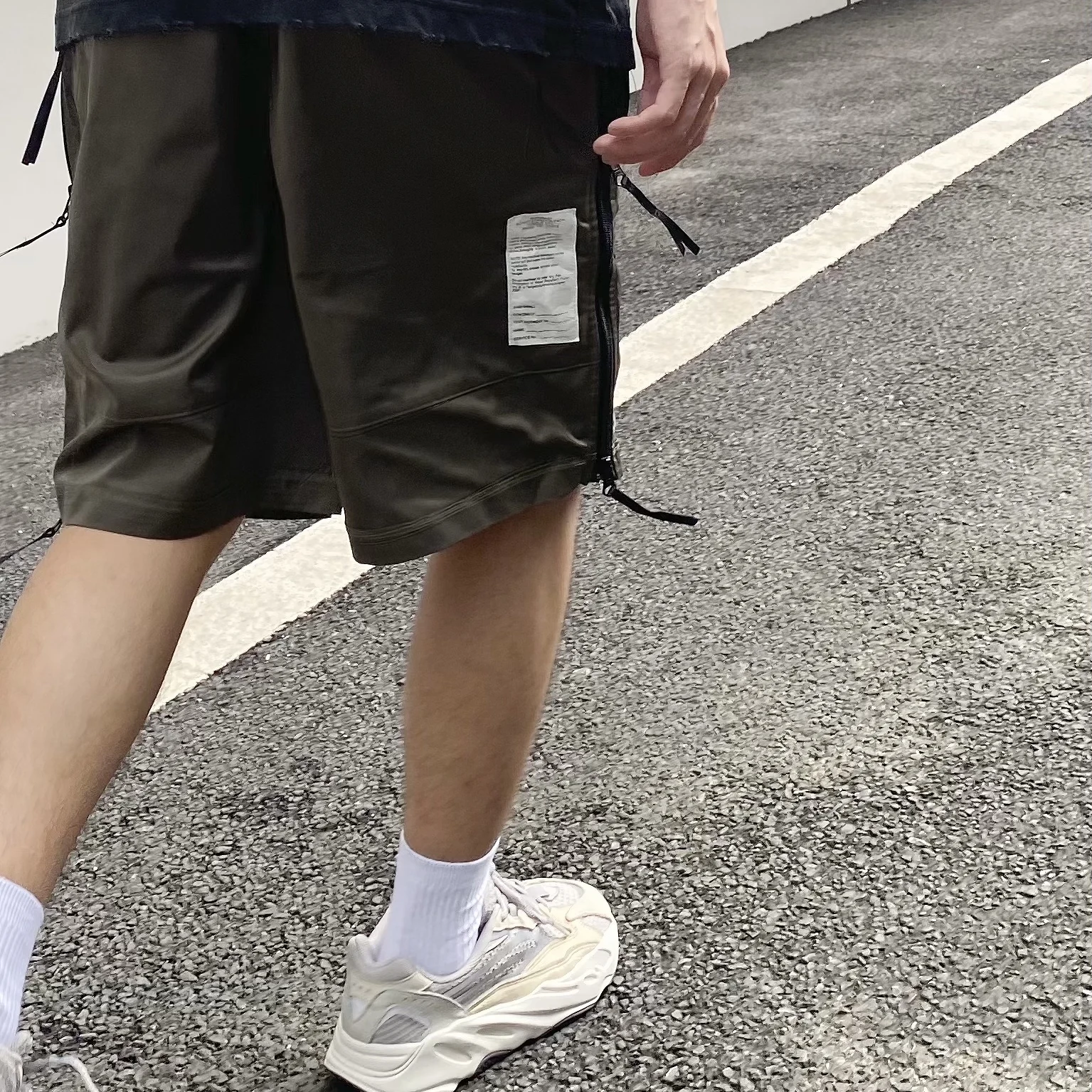 

Outdoor Casual Loose Fit Zipper Side Waterproof Hap 22ss orts Straight Leg Six-Part Pants Summer Trendy Workwear Trousers