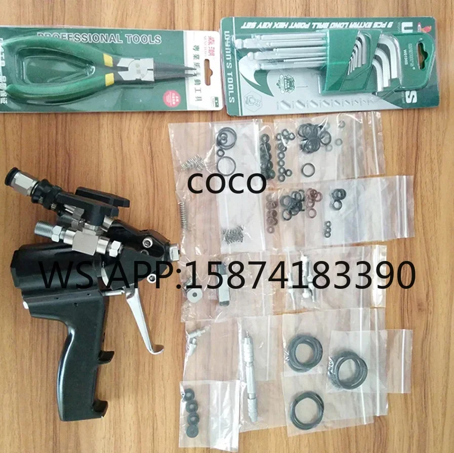 2. P2 Two Component PU Foam Spray Gun, High Pressure Air Purge Polyurea Paint Sprayer