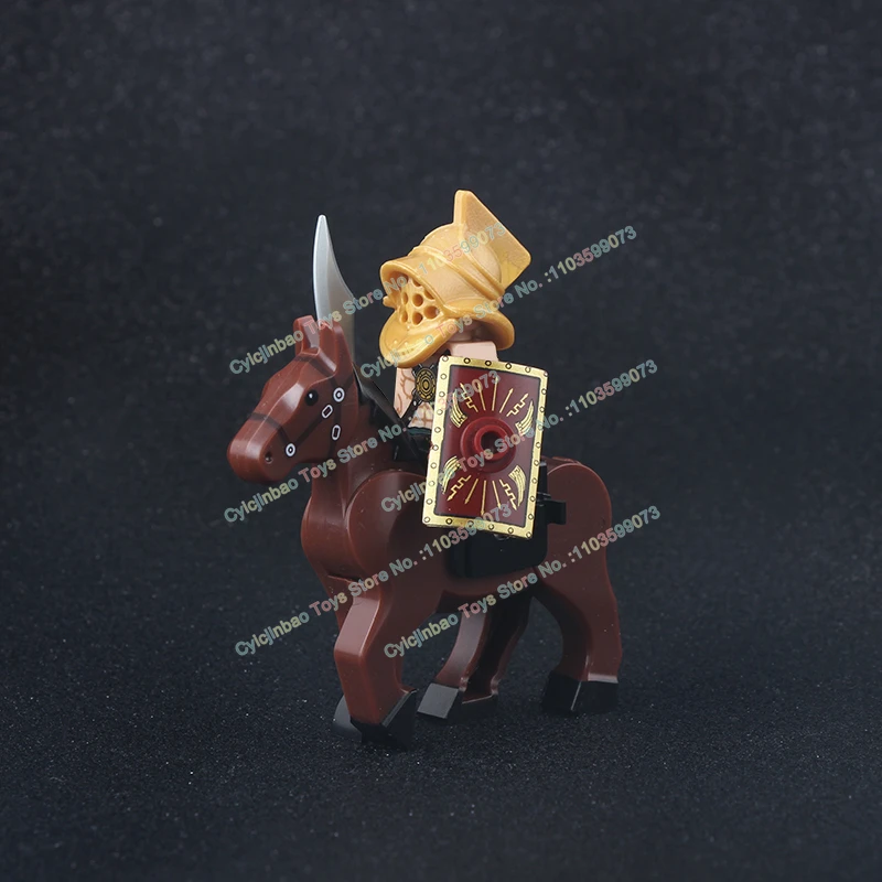 MOC  Accessories Medieval Time Knight Roman Soldier Warrior horse Helmet Action Figures Building Blocks Toys For Children X0320