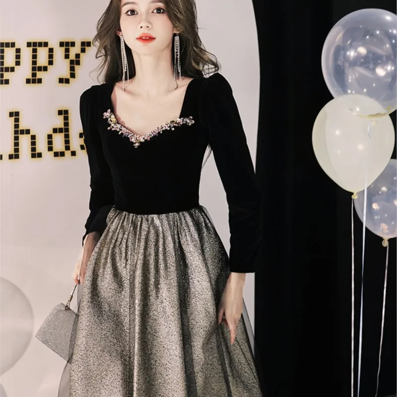 

Black party temperament long sleeve light luxury small velvet banquet Herben-style dress