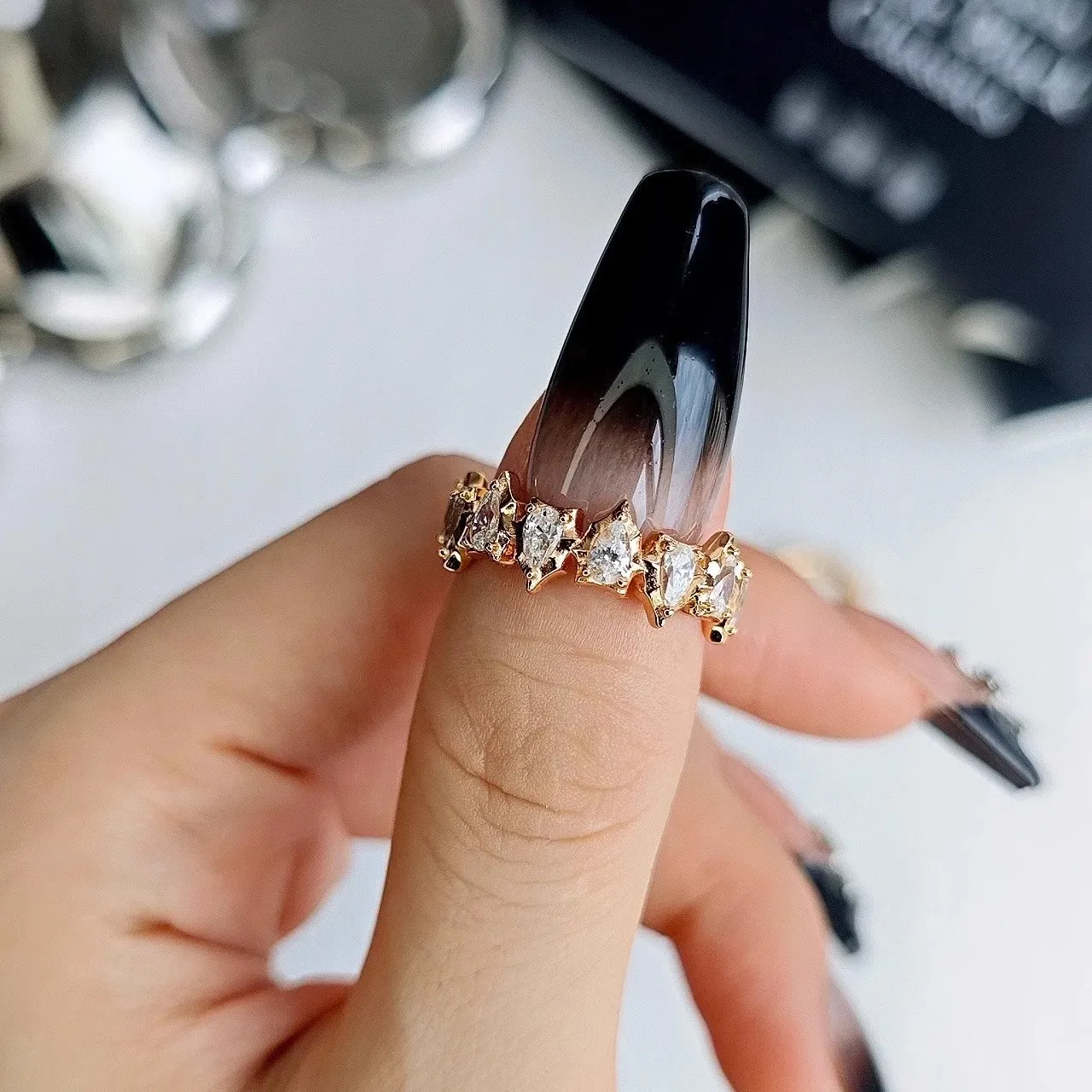 S925 Sterling Silver Ring High Carbon Diamond Irregular Edge Row Diamond Stack Wearing Tail Ring Woman Retro