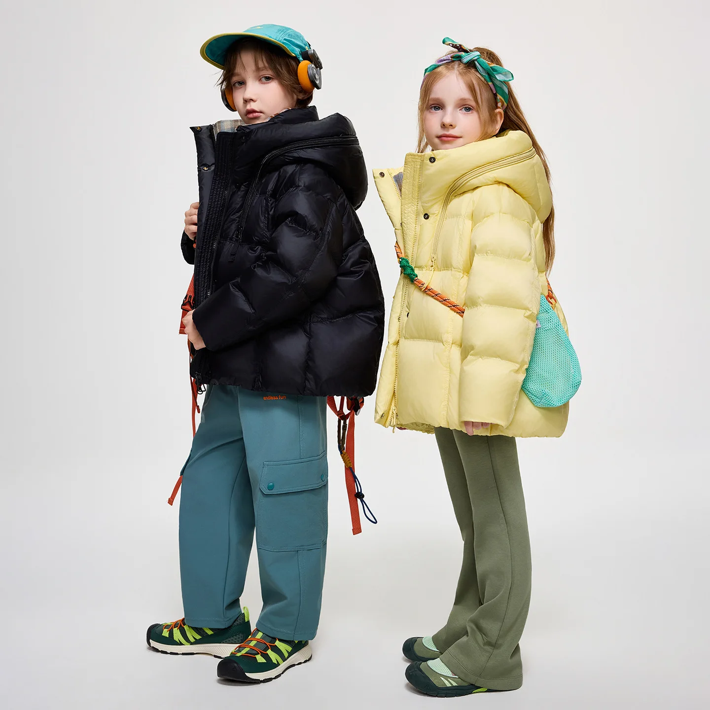 OLEKID Winter Kids 90% White Duck Down Jacket Hooded Thick Warm Children Outerwear Coat for Boys Girls Children Plush Ski Suits