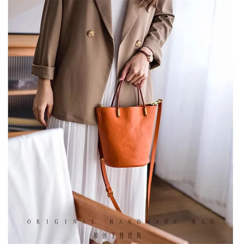 

Vintage designer handmade luxury genuine leather women's small shoulder crossbody bag fashion weekend daily cow leather handbag