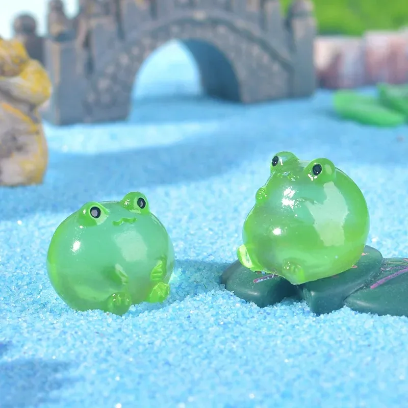10/20/30 قطعة الضفادع الخضراء المضيئة بيت الدمية المنمنمات لطيف الجنية حديقة جنوم موس تررم ديكور الحرف بونساي لتقوم بها بنفسك تمثال