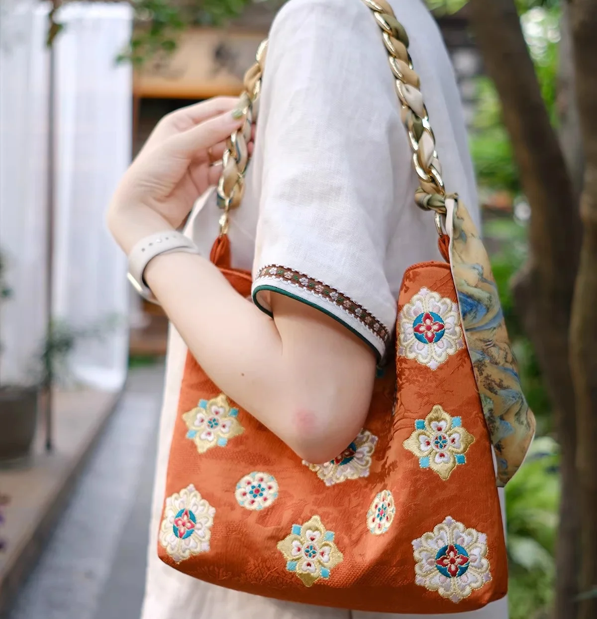 

New Chinese Style Original Retro Tang Dynasty Floral Embroidered Underarm Bag Soft Handbag Crossbody Bag