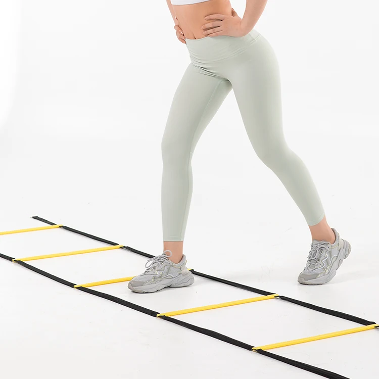 

Professional Football Speed Training Equipment Set 13 Rung Ladder Agility Ladders with Carry Bag