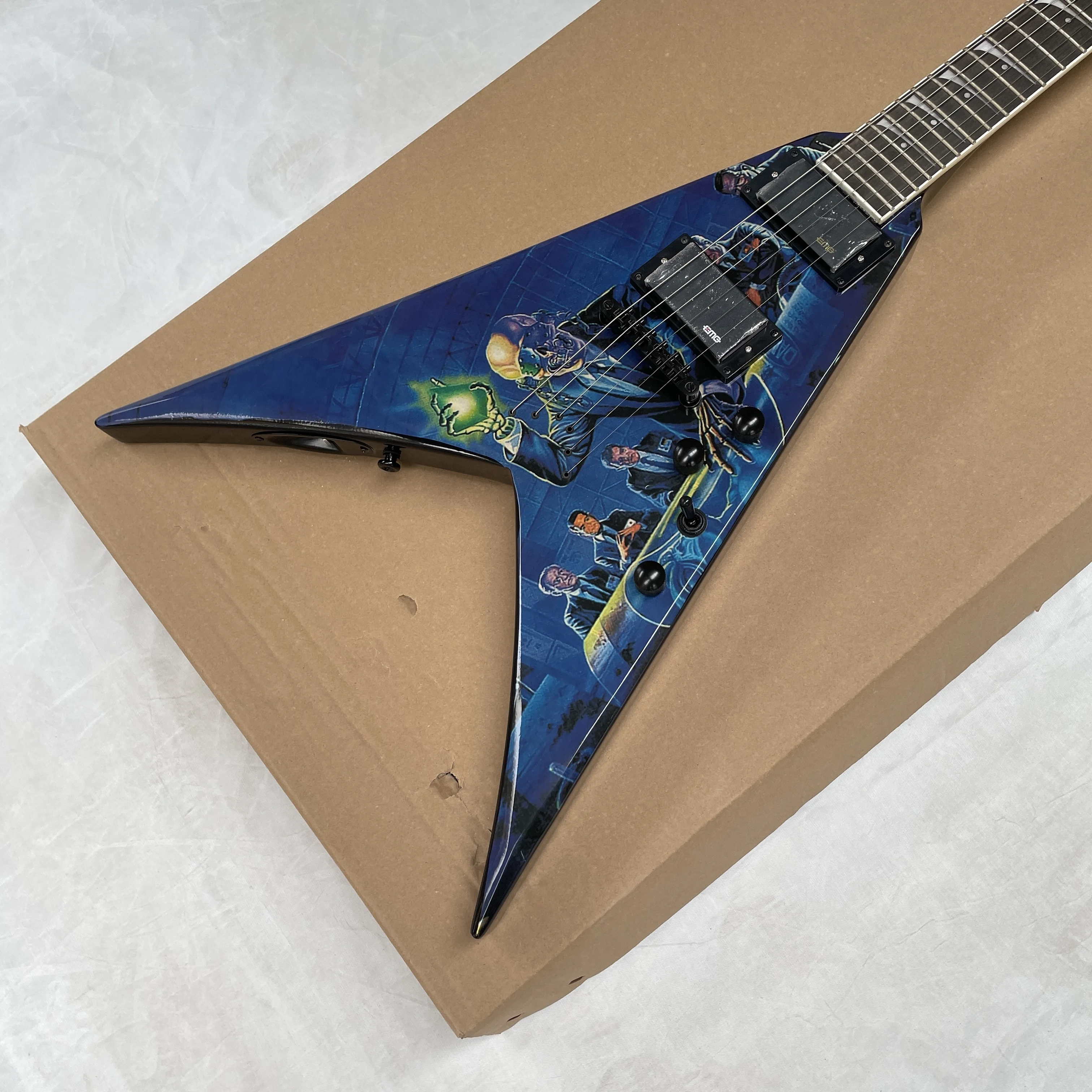 

High cost-performance 6-string electric guitar, custom blue finish V-shaped guitars,beginner's entry-level performance guitarra