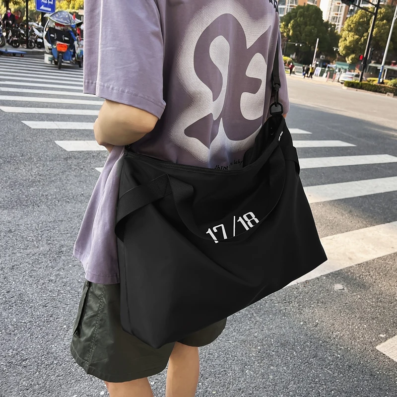 2023 New Anti-tear Nylon Large Totes Bag for Women Simple Leisure Shoulder Bag Solid Black Green Lady Messenger Bag Handbags sac