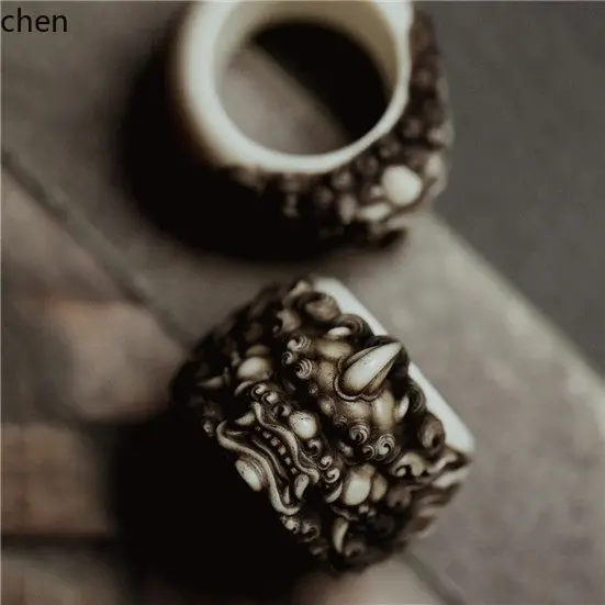 CZ original hand-carved Kintsuke thumb rest for thumb meditation