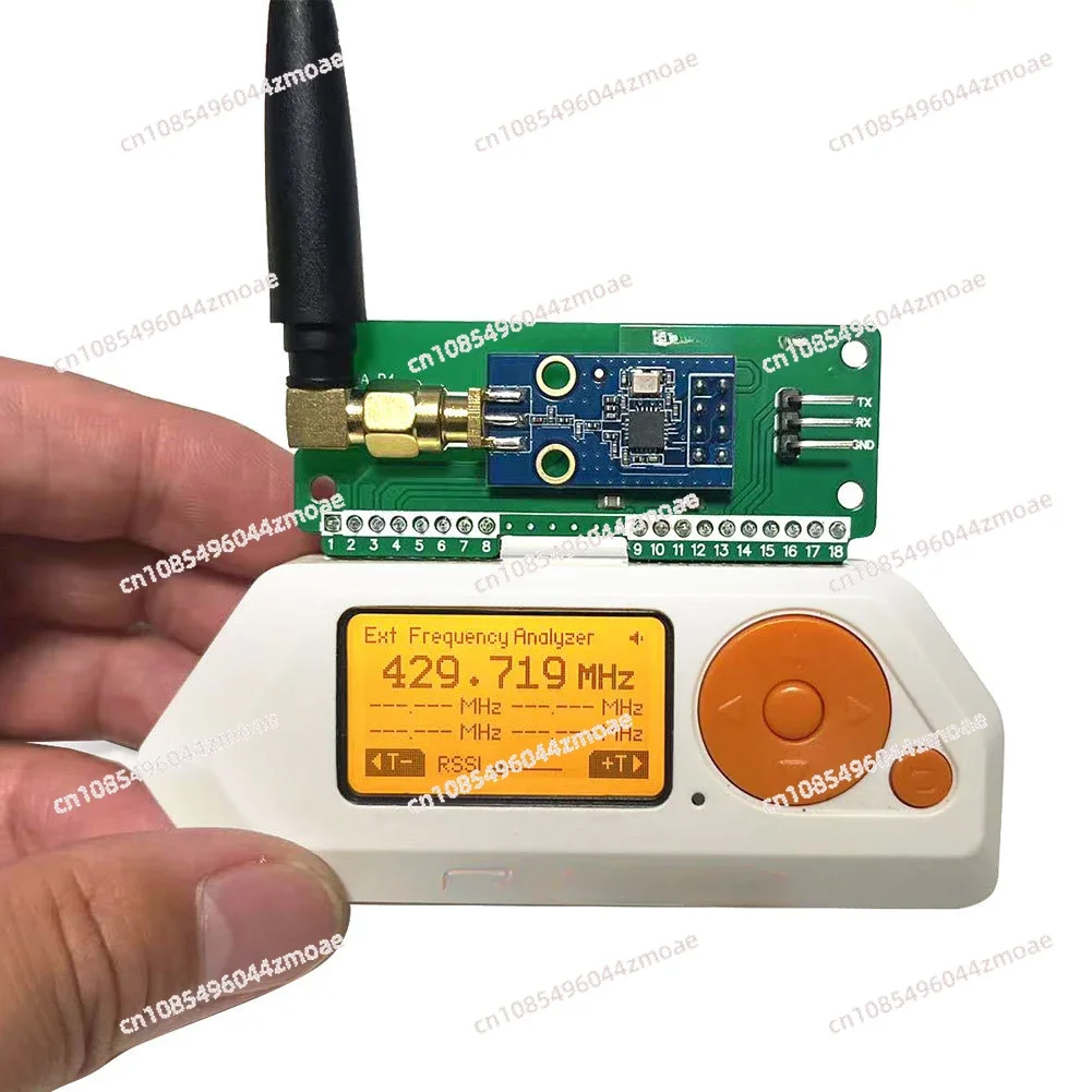 For Flipper Zero CC1101 module subGhz module 433MHz increases the transmission and reception range.