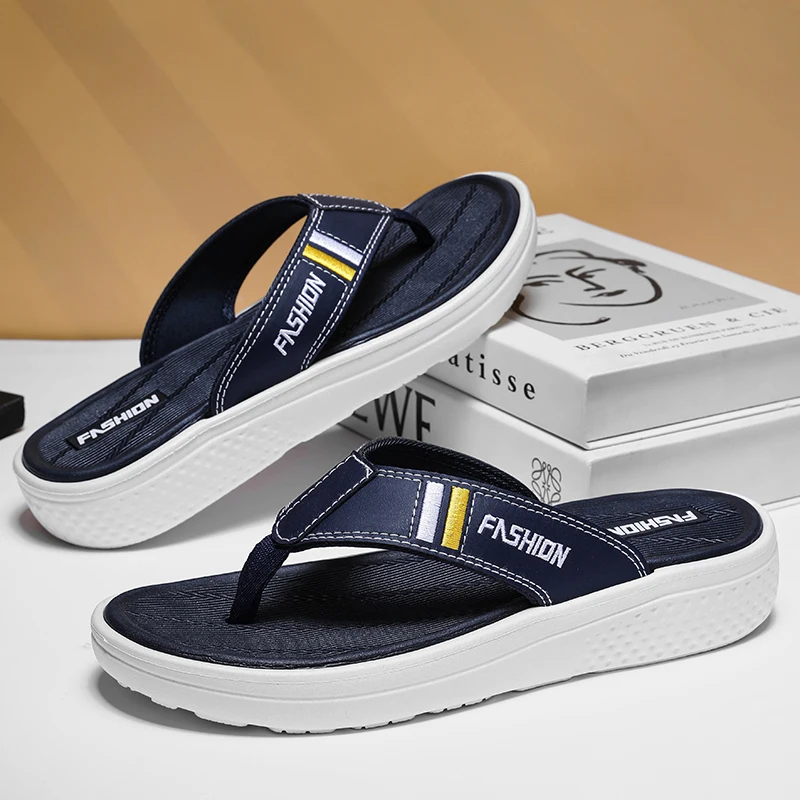 

2025 Flip Flops Slippers Men Summer Anti-skid Outdoor Casual Light Beach Sandals Household Slipper Slides