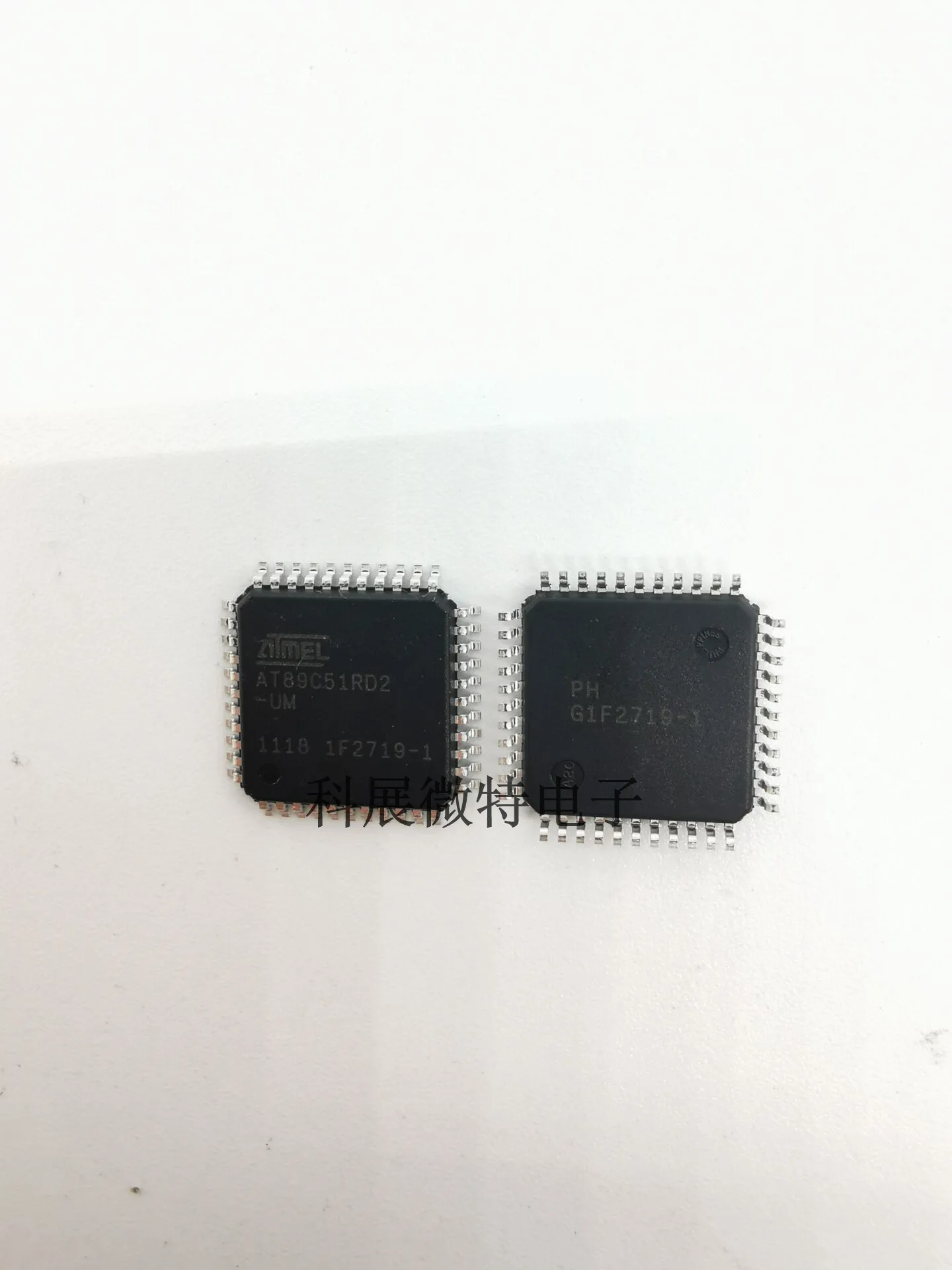 AT89C51RD2-UM AT89C51RD2 TQFP-44   Integrated chip Original New