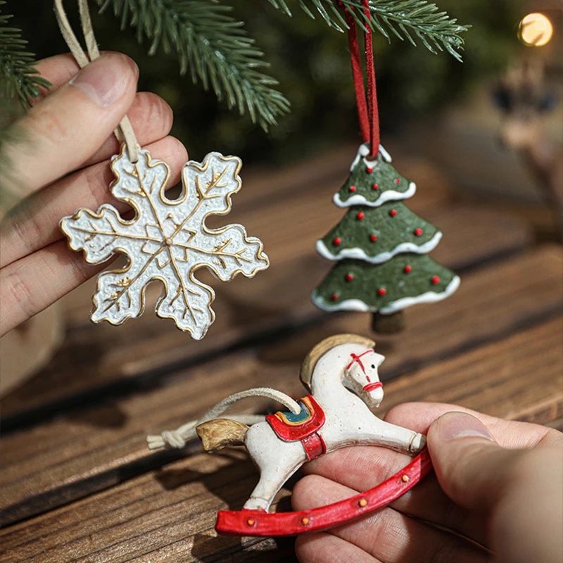 Christmas Tree Pendants Ornaments Resin Santa Claus Snow Xmas Tree Hanging Christmas Decorantions New Year 2024 Gift Home Decor