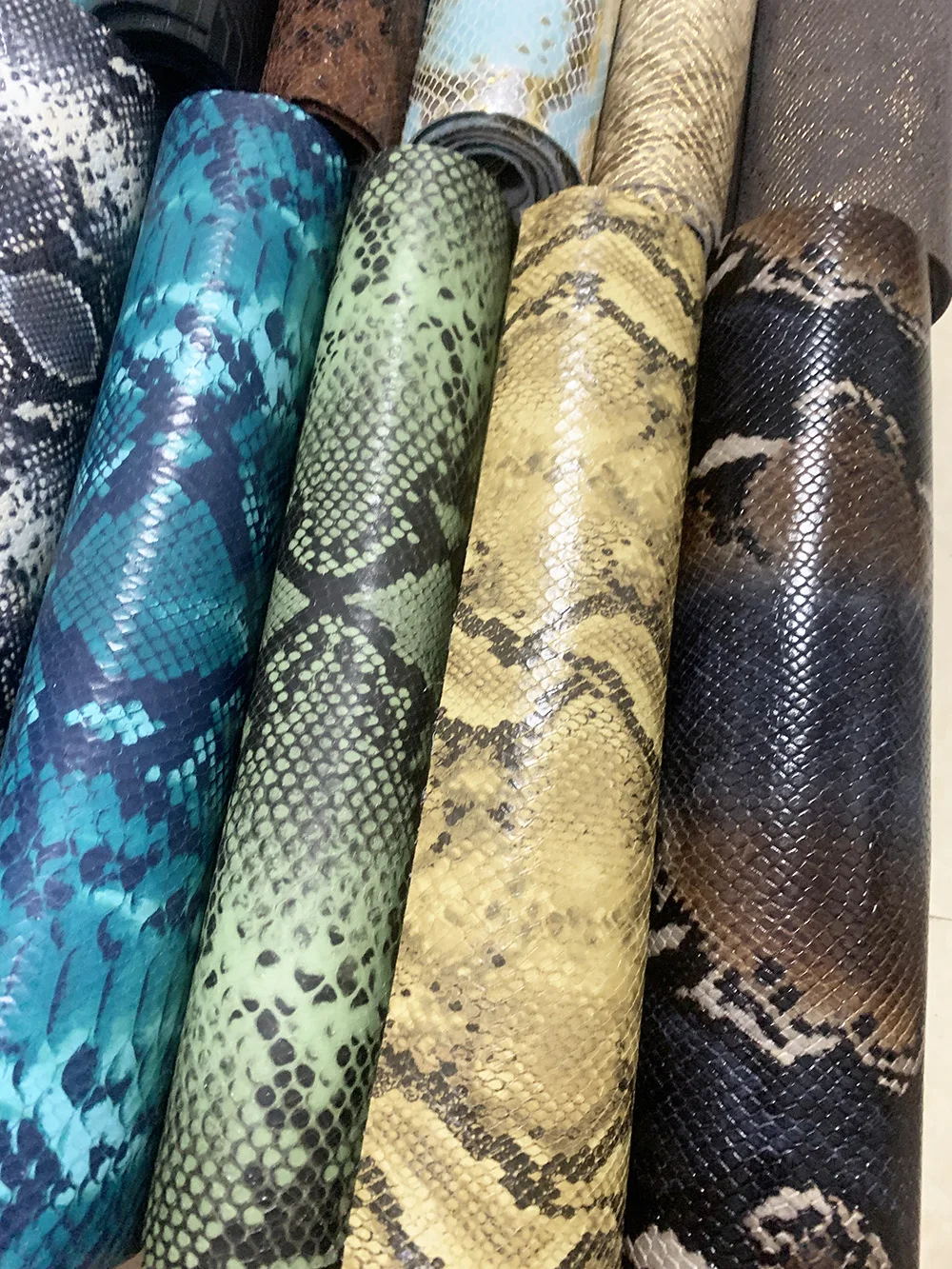 30x60cm Embossed python head leather Cowhide Embossed leather Handmade DIY leather Handmade leather Fabric Various colors