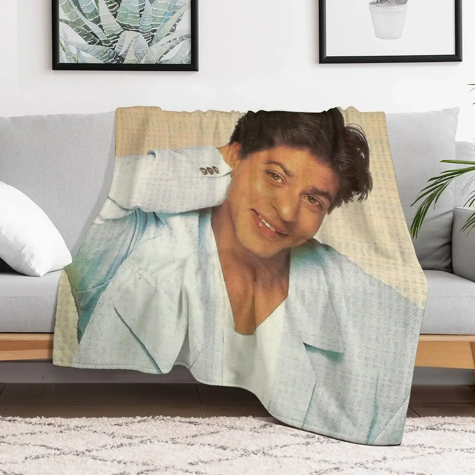 

shahrukh khan Throw Blanket Baby Cute Plaid Blankets