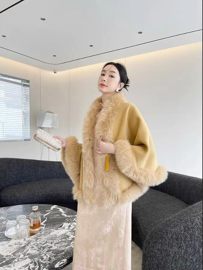 Winter NEw Wool Cape for Women Real Fox Fur Trimmed Female Tassel Cloak Warm Outwear for Evening Party