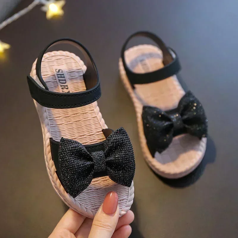 Scarpe per bambini sandali estivi per ragazze fiocco antiscivolo suola morbida Versatile solido coreano bambini dolci scarpe da principessa sandali