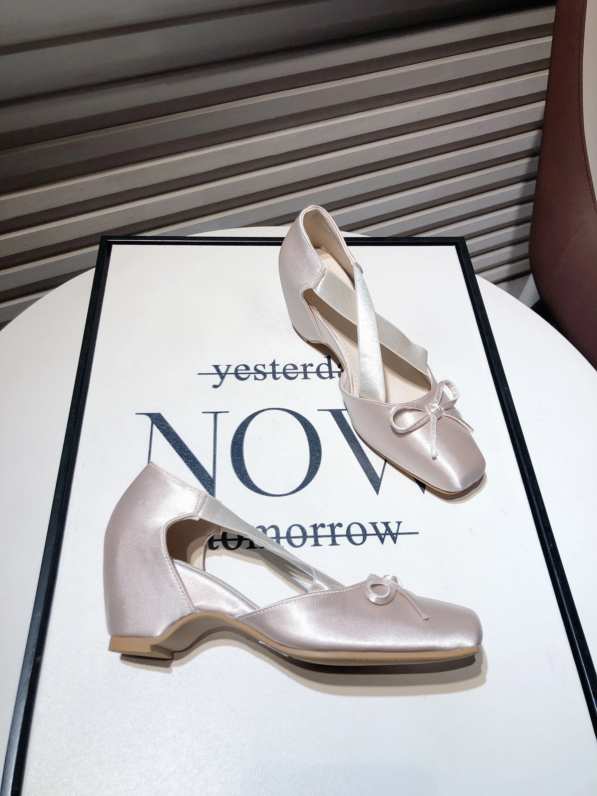 eleganti-ballerine-mary-jane-in-raso-con-nodo-scarpe-da-donna-con-fascia-incrociata-e-rialzo-scarpe-singole-alla-moda-casual