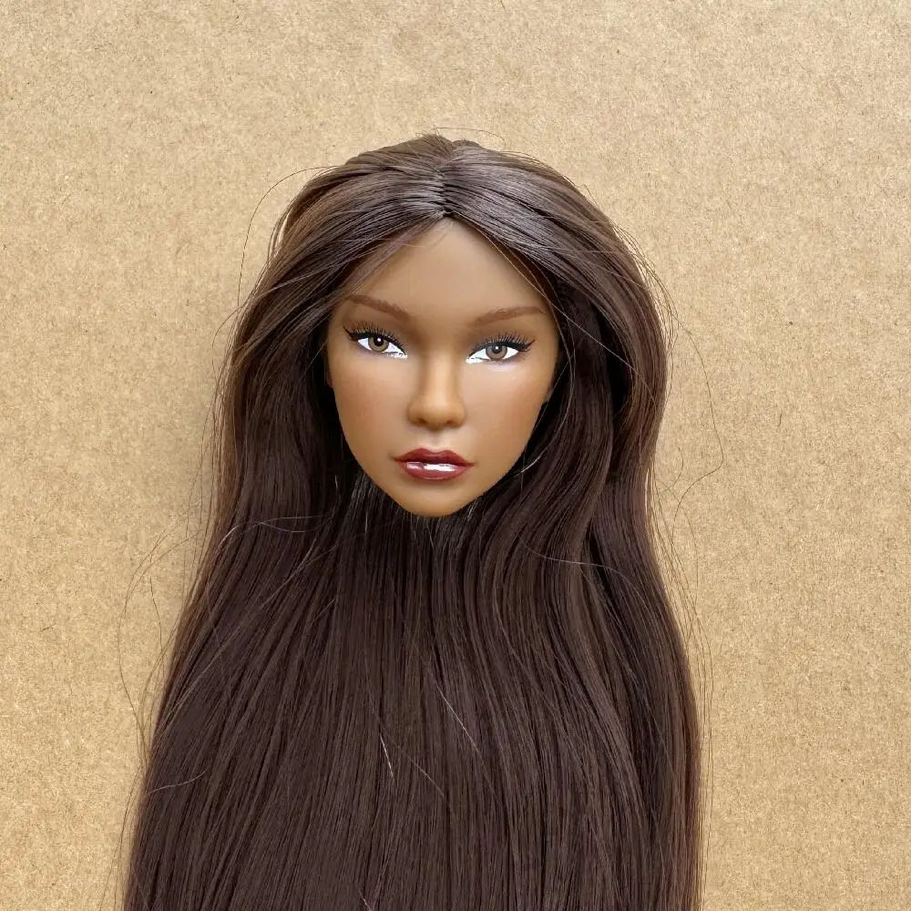 1/6 Maßstab Modellpuppenköpfe mit Maulwurfdetail, mehrfarbige Haaroptionen, braune, weiße, beige Hauttöne für Puppenbau-Sammlerstücke – Detail 17