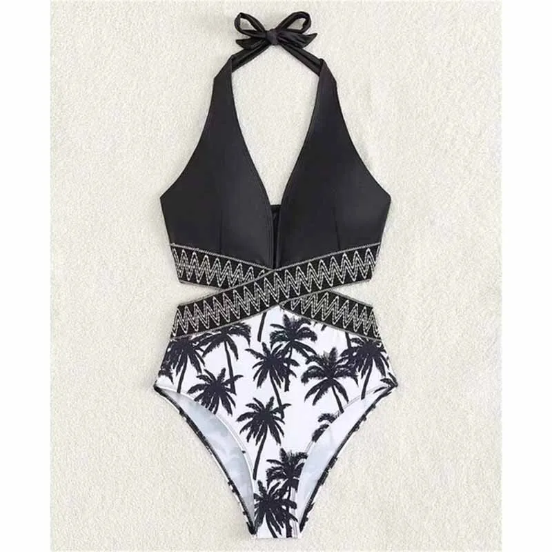 Mother Daughter Swimwear Father Son Swimsuit  Family Matching Suits Summer Bikini New Kids Prints Clothes Boys Beach Shorts