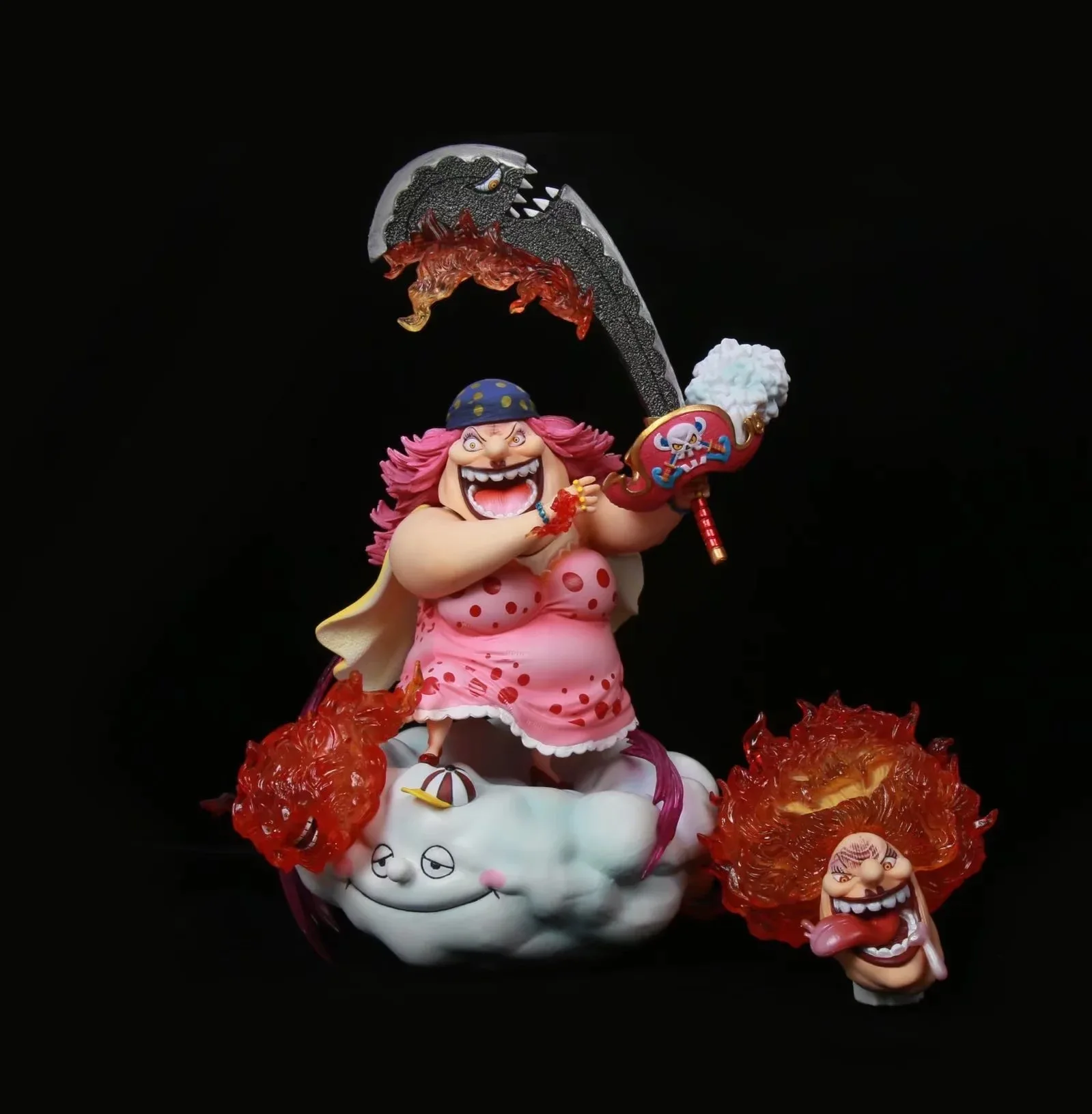 Anime One Piece Four Emperors Pirates Big Mom Charlotte Linlin Battle Ver. GK PVC Action Figure Statue Collection Model Toy Doll